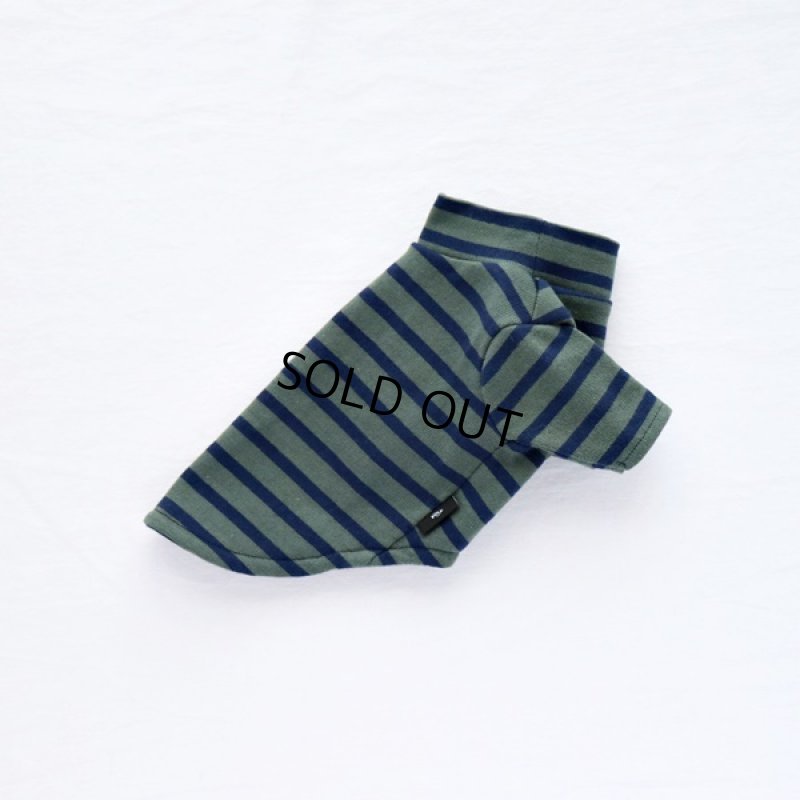 画像9: ボーダーハイネックカットソー(グレイッシュカーキxネイビー) (9)