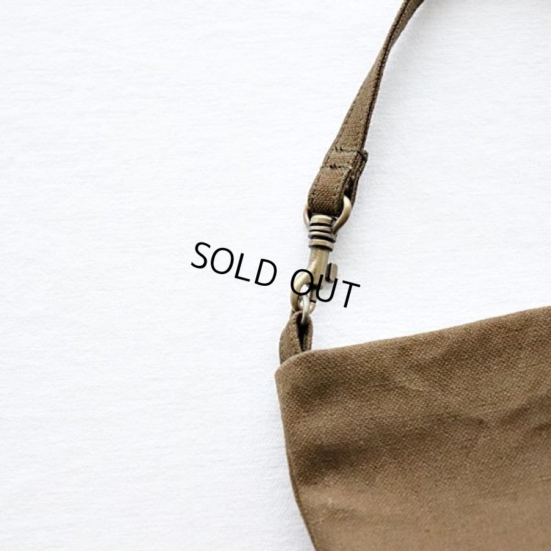 画像4: [完成品] 帆布のマナーポーチ（カーキ×タグ） (4)