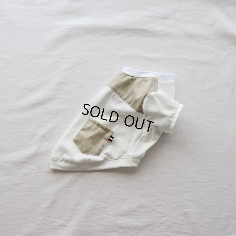 画像17: 異素材ミックストップス　ポケットデザイン（ベージュ×ホワイト） (17)