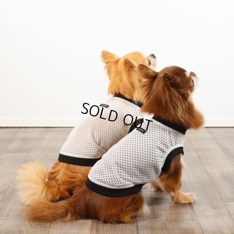 画像16: [完成品] 夏に着るメッシュタンクトップ（ホワイト×ブラック） (16)