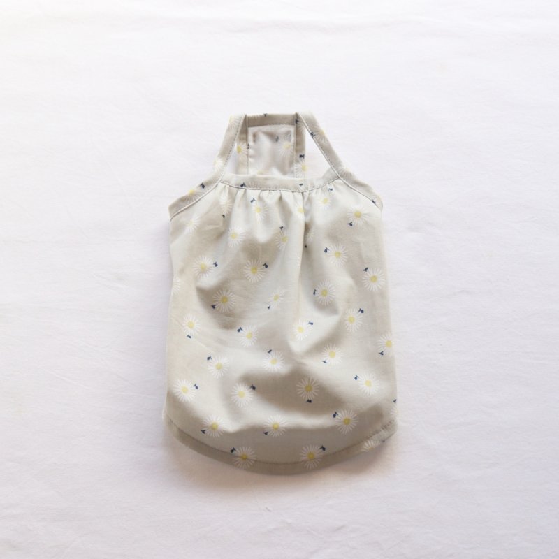 画像13: さわやかなマーガレット柄のキャミワンピース（グレー×ホワイトマーガレット） (13)